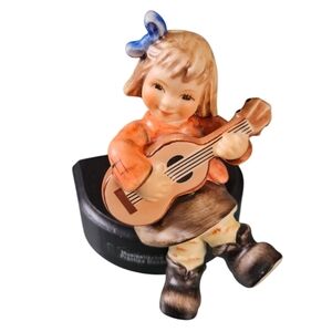 Hummel, Practice Makes Perfect Girl with stand, dated 2004